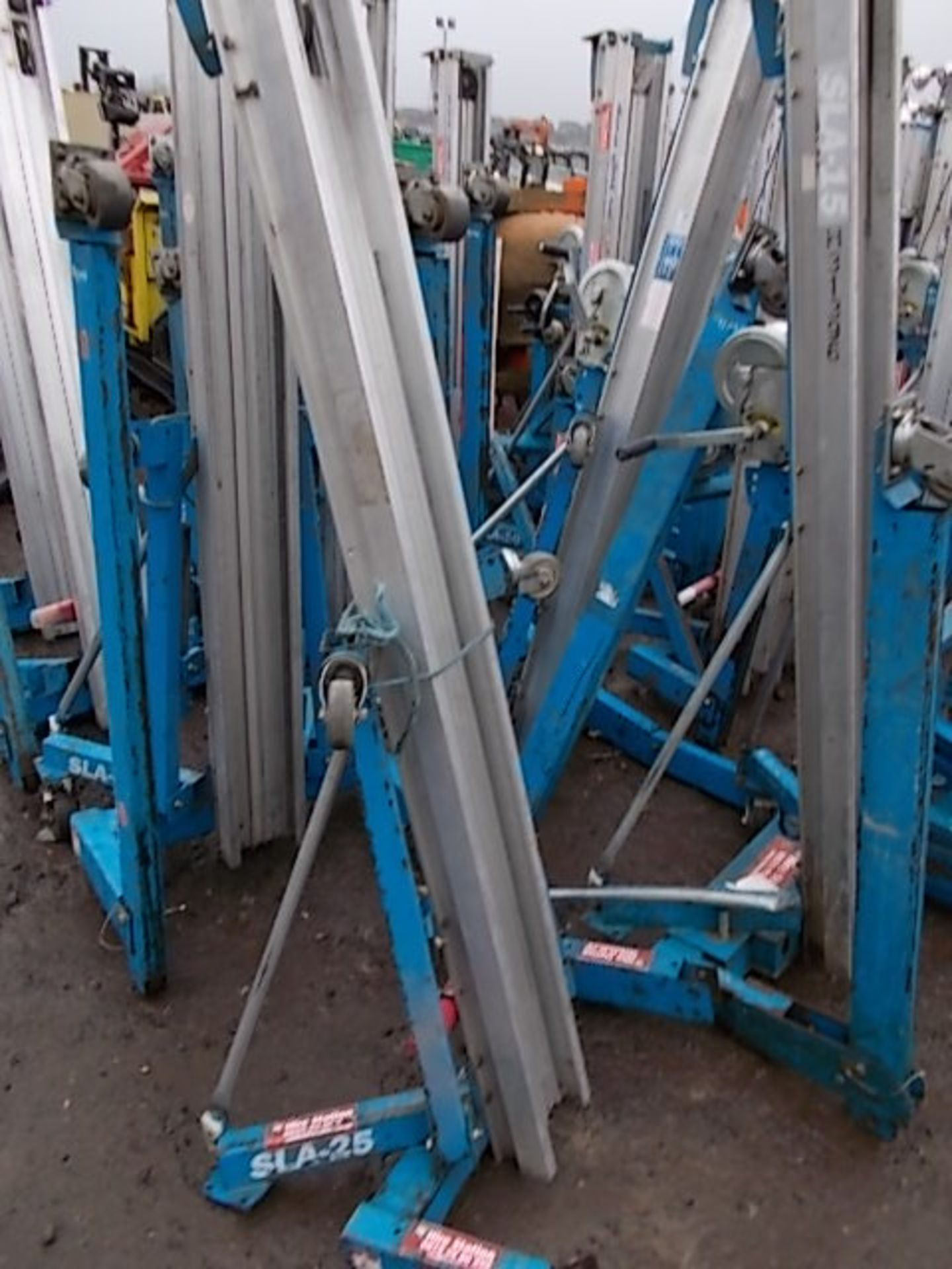 GENIE LIFT SLA25 material hoist (spares)