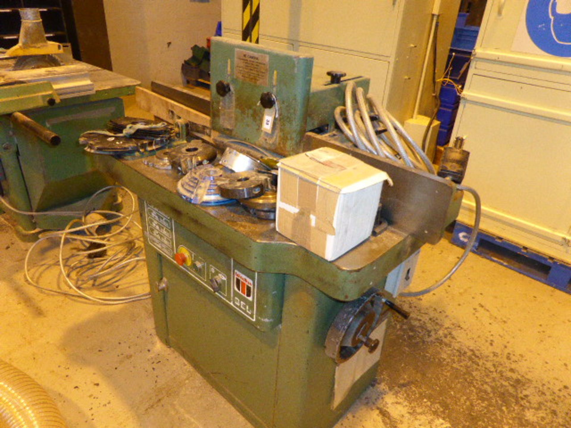 Wadkin BEL spindle moulder  Serial No: 92920  Together with a range of spindle moulder cutters and - Image 2 of 7