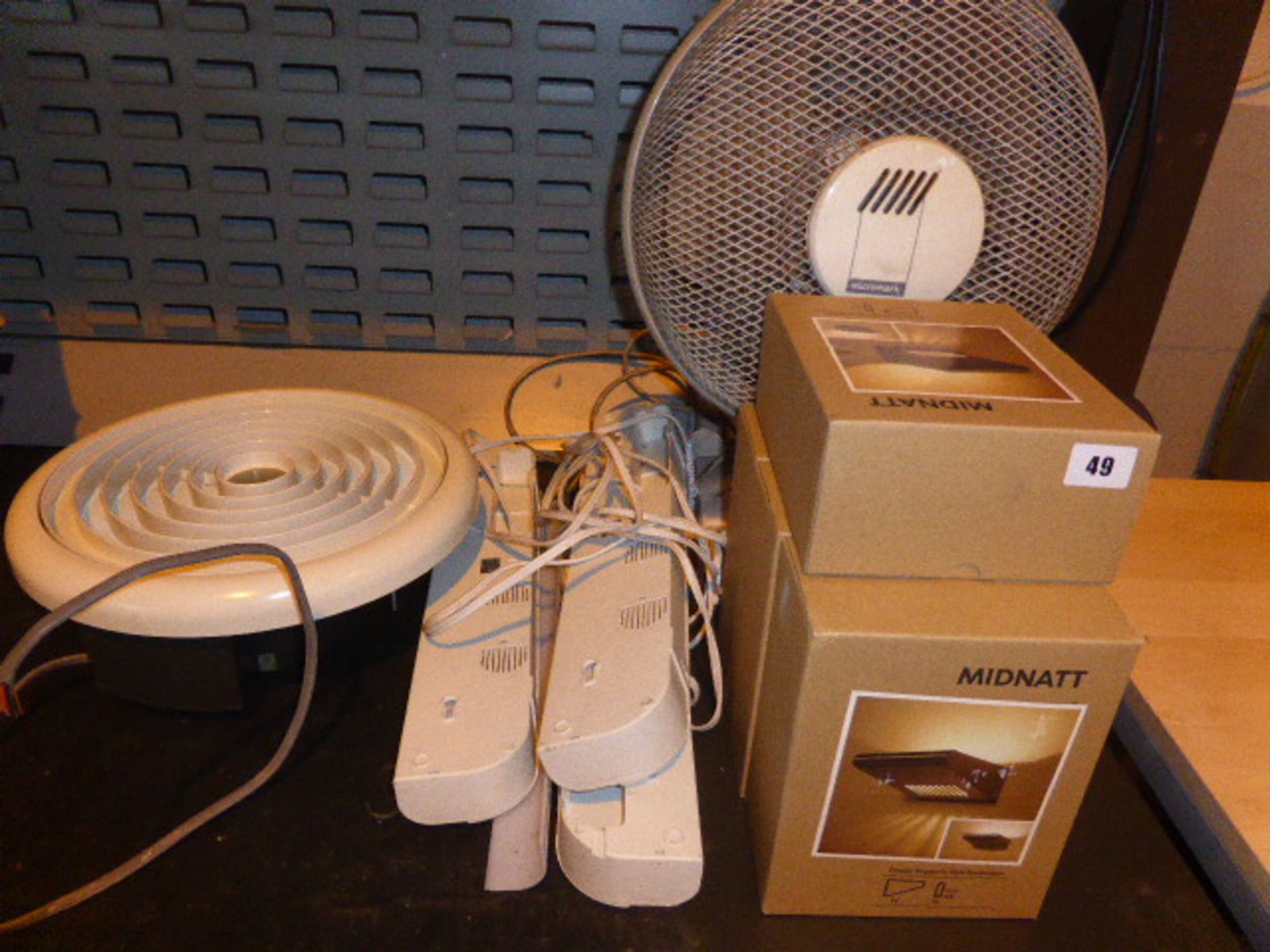 3 office fans, Expelair fans, 4 Midnatt lamps, etc. - Image 2 of 2