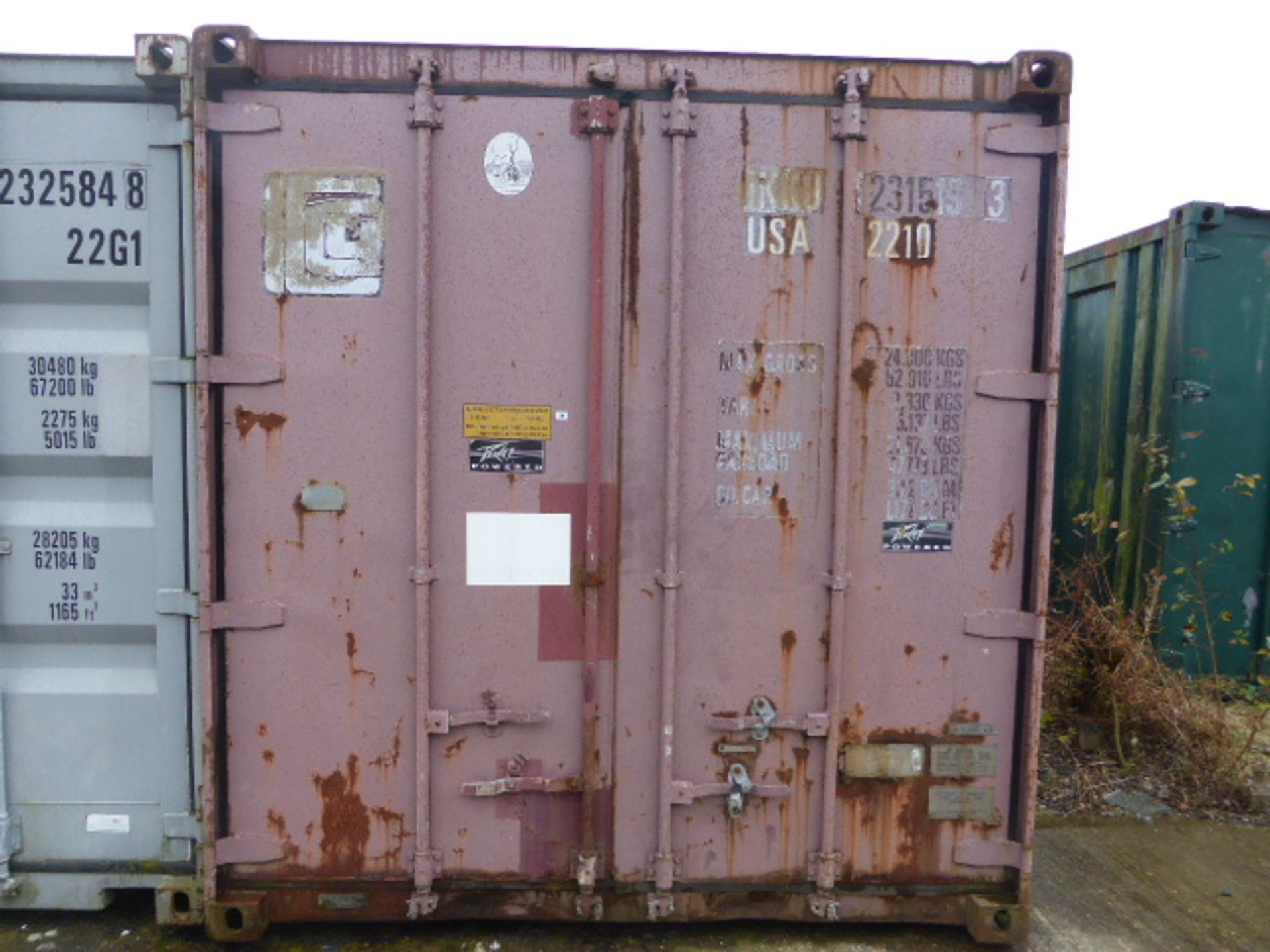 20ft corrugated steel shipping container with twin opening doors in red finish - Image 2 of 2