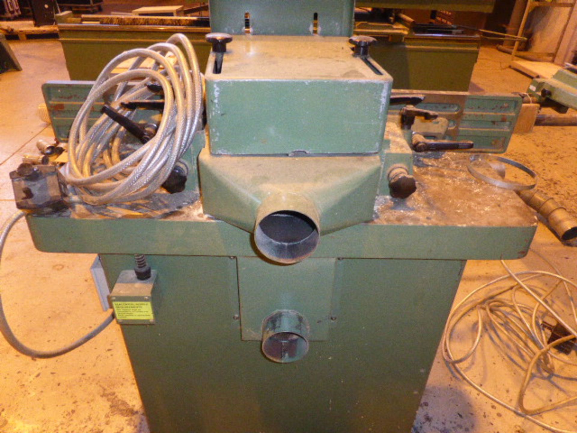 Wadkin BEL spindle moulder  Serial No: 92920  Together with a range of spindle moulder cutters and - Image 4 of 7