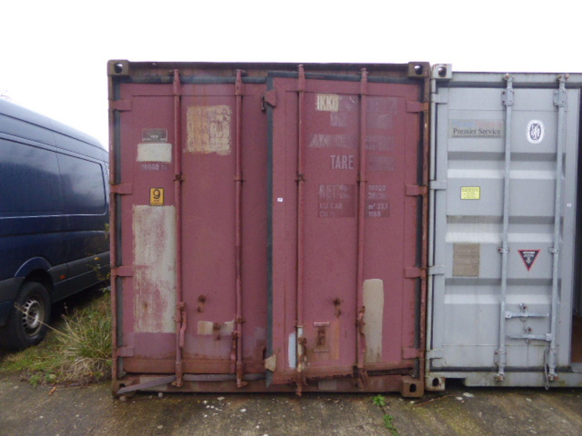 20ft corrugated steel shipping container with twin opening doors in red finish - Image 2 of 2