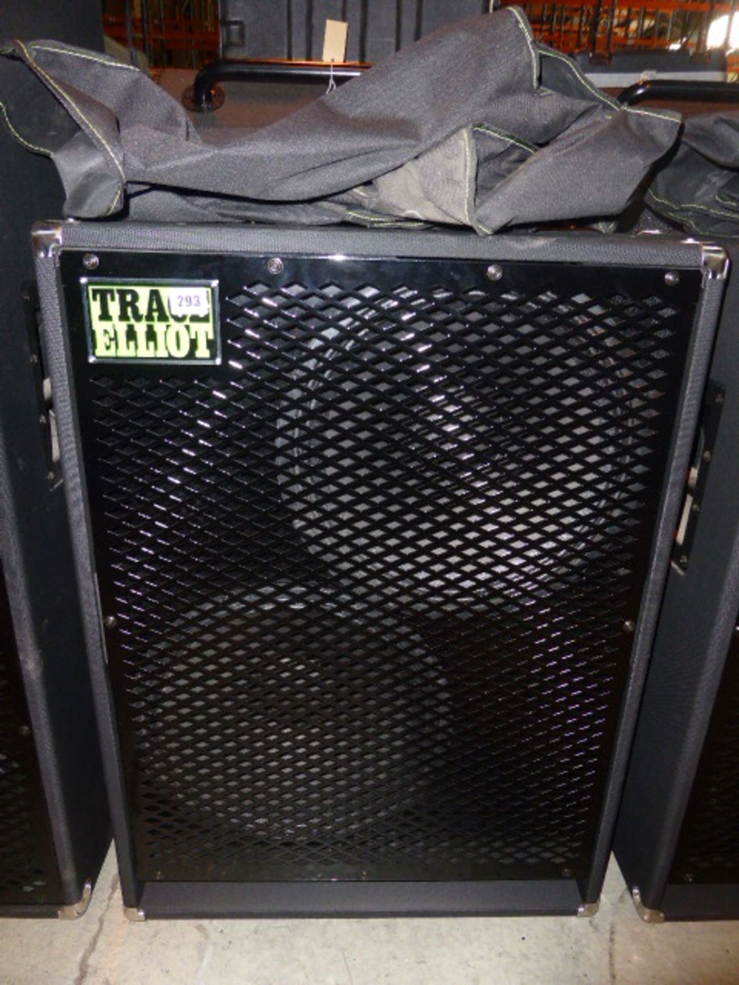 Trace Elliott 1528 Bass Guitar Cabinet with 2x15 speakers