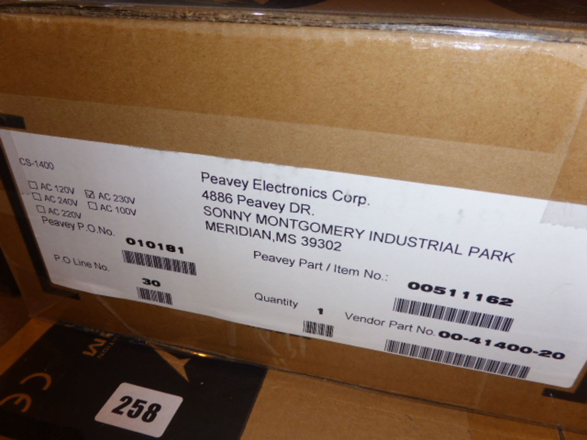 Peavey CS1400 Power amplifier in original box - Image 2 of 2