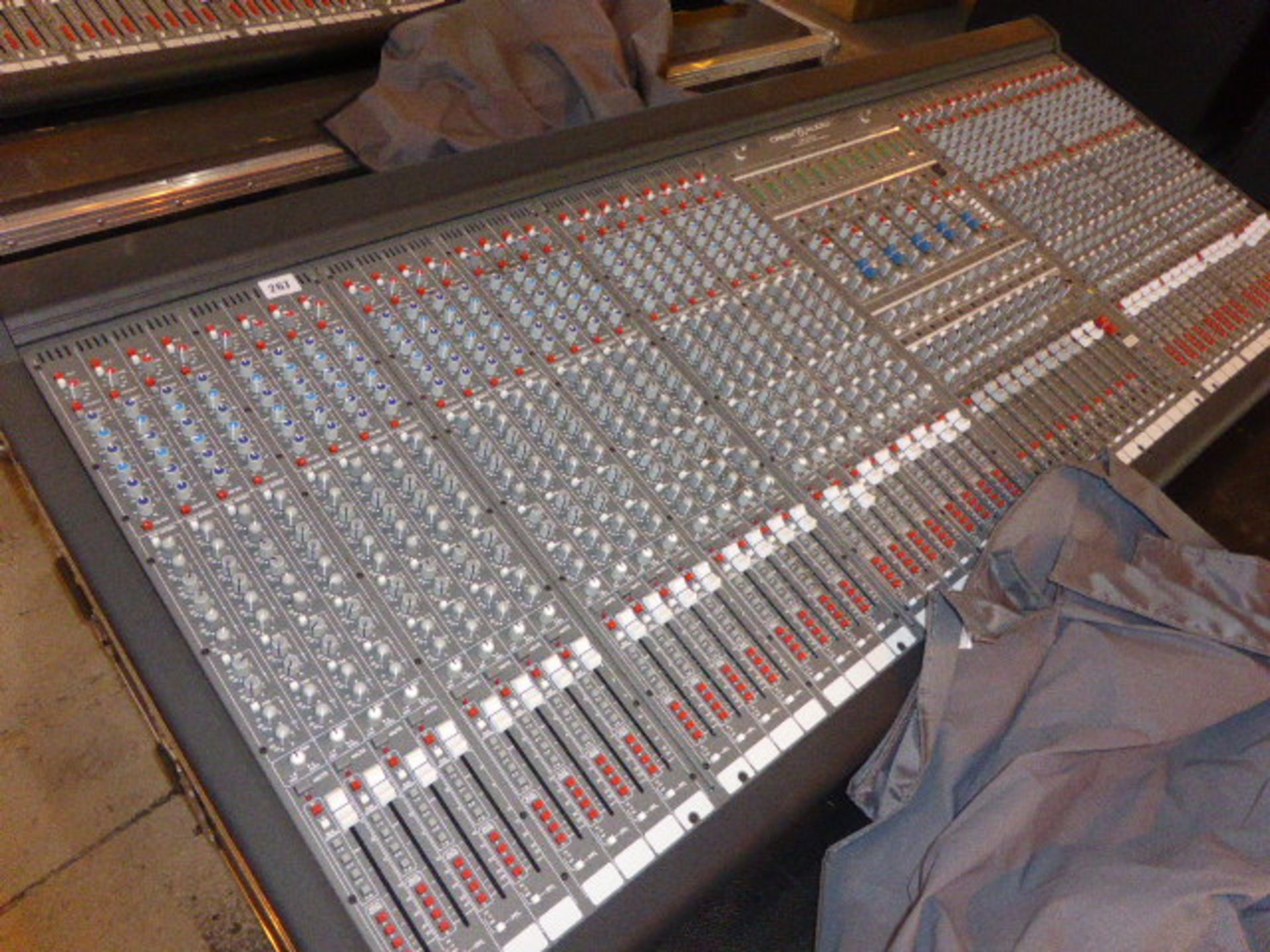 Crest Audio Model: HP8 40 channel analogue mixing desk with hard case - Image 2 of 2