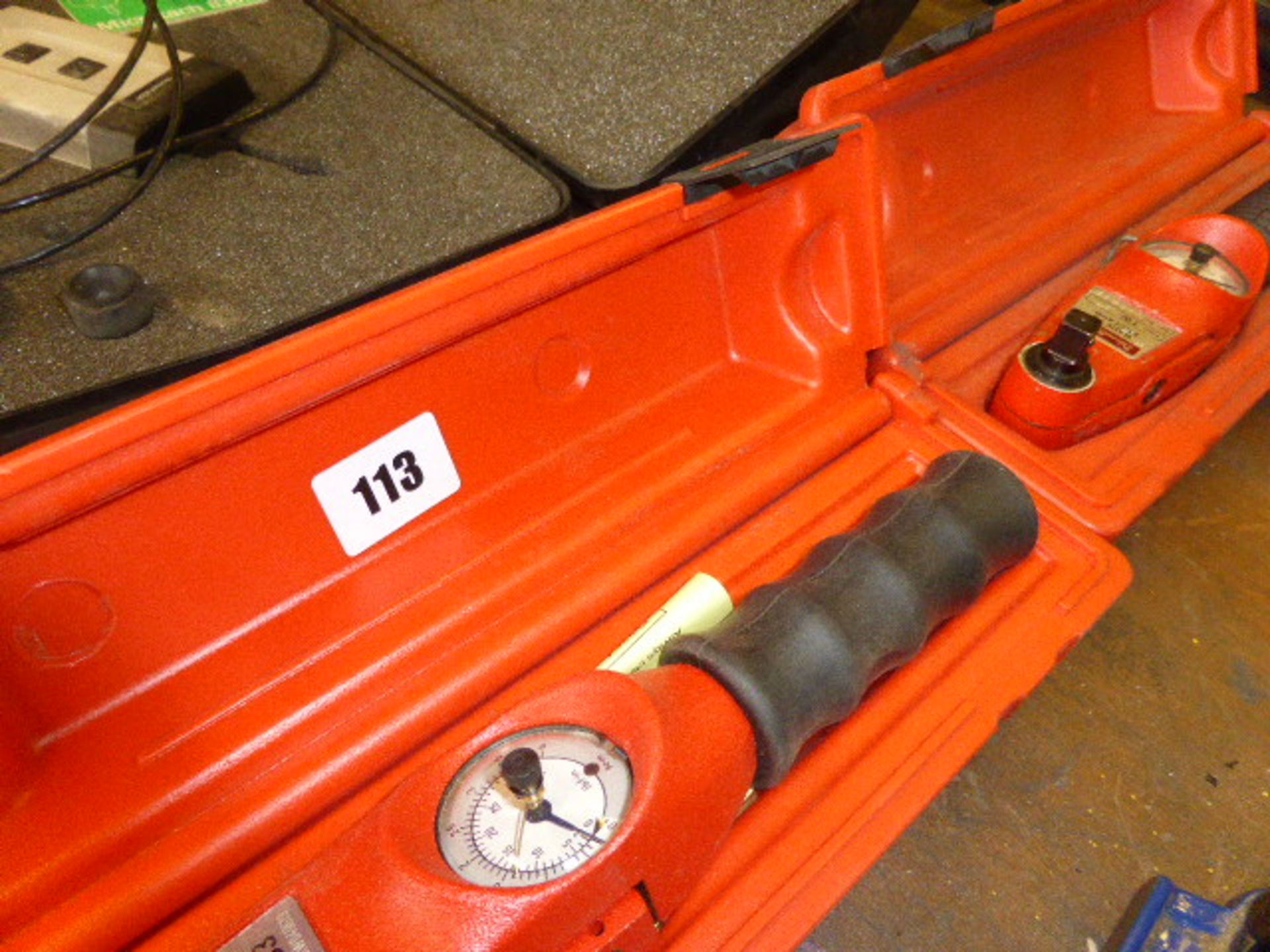 Desoutter 1/2'' torque wrench and a RS 1/2'' torque wrench - Image 2 of 2