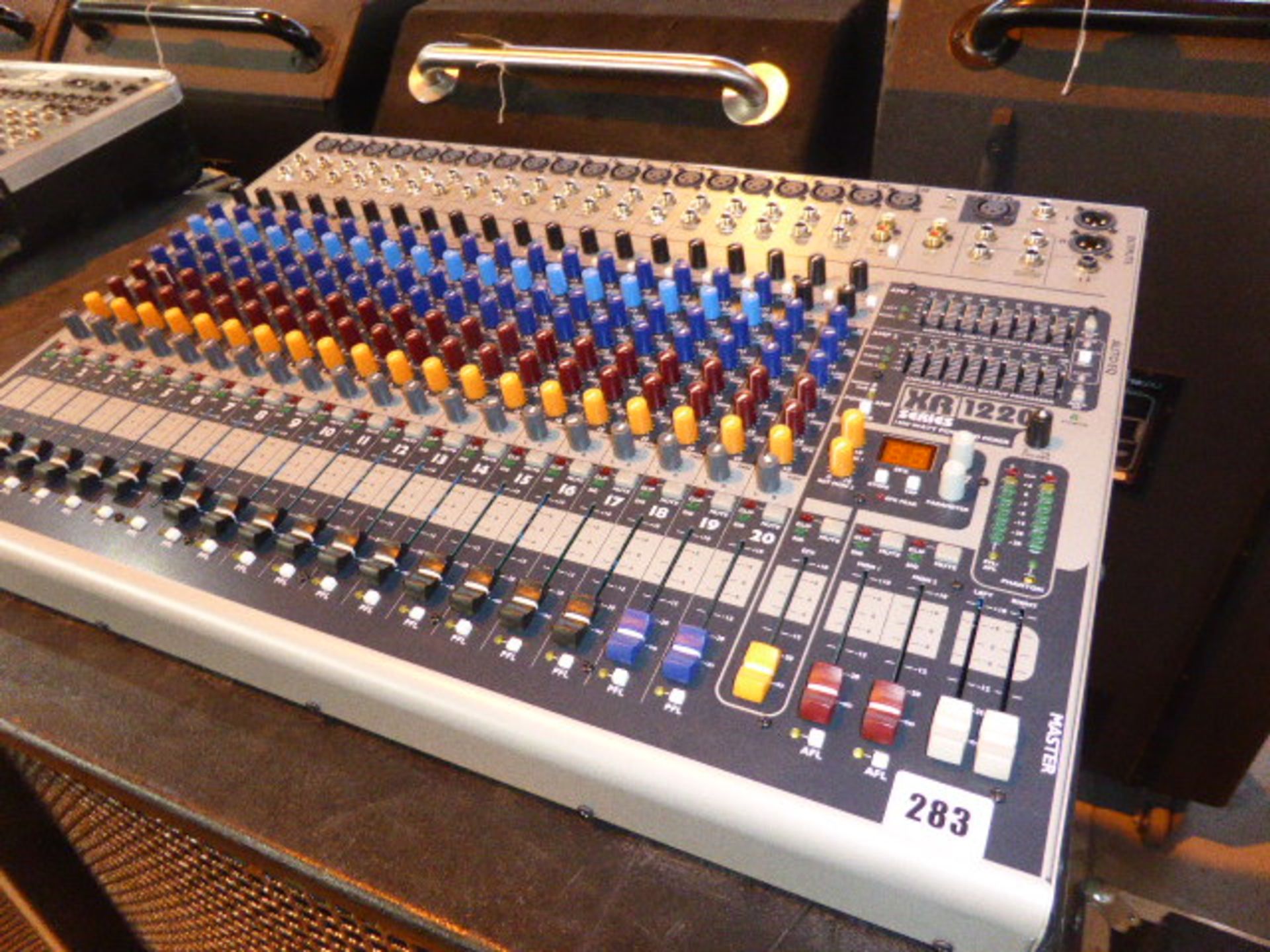 Peavey XR 1220 series mixer