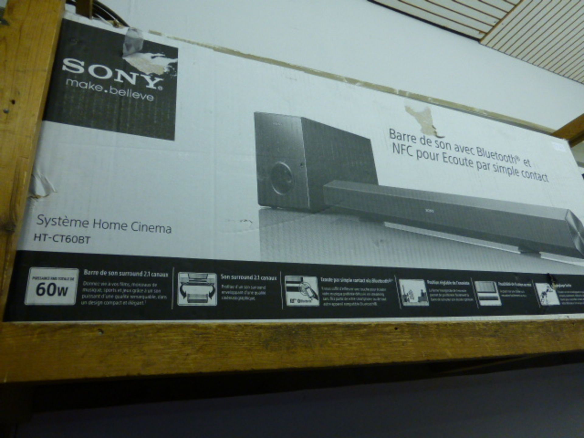 R5  Sony 2.1 channel home cinema audio in box