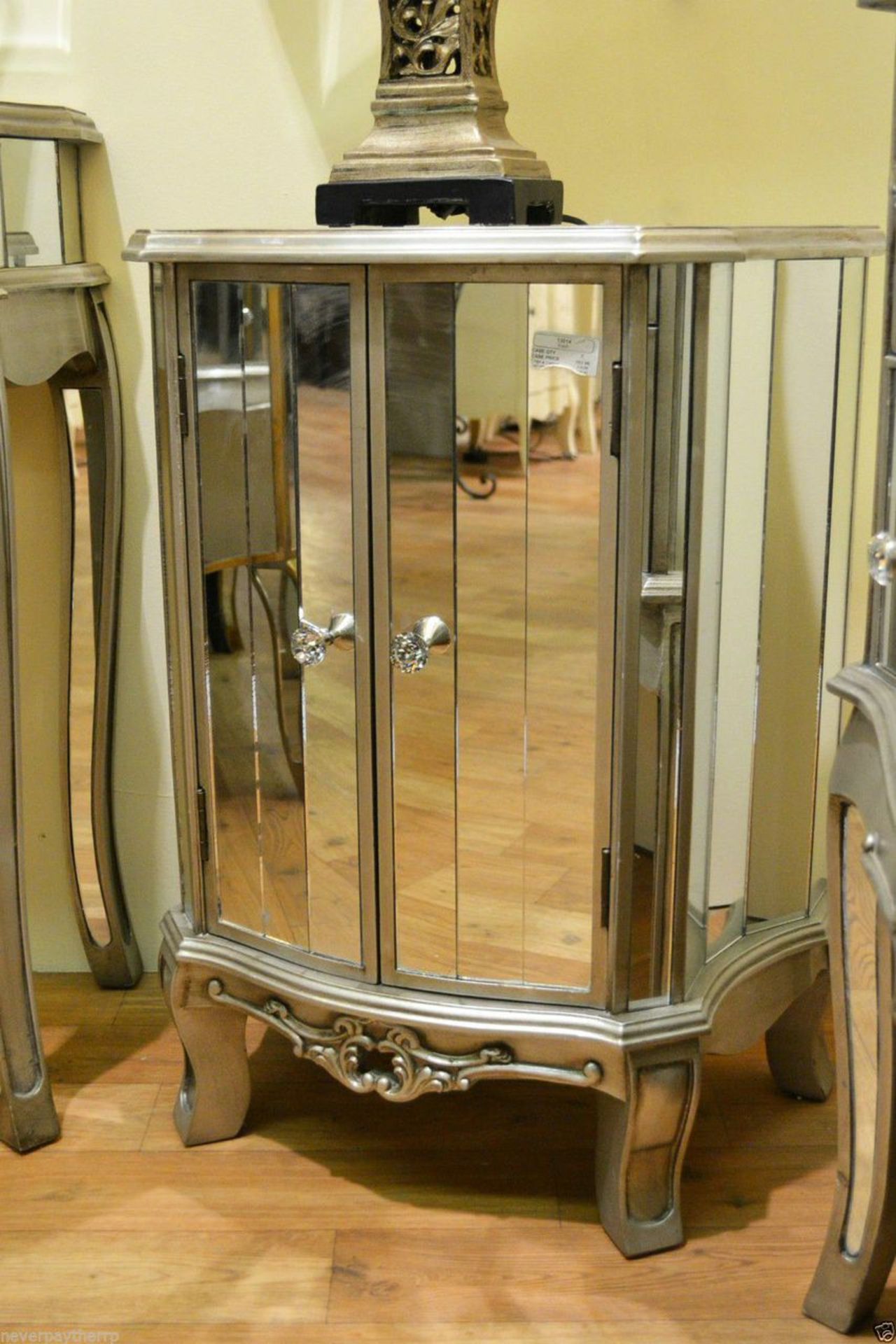 Argente Mirrored 2 Door Cabinet, Venetian Art Deco Style £282 13014 New & boxed perfect stock