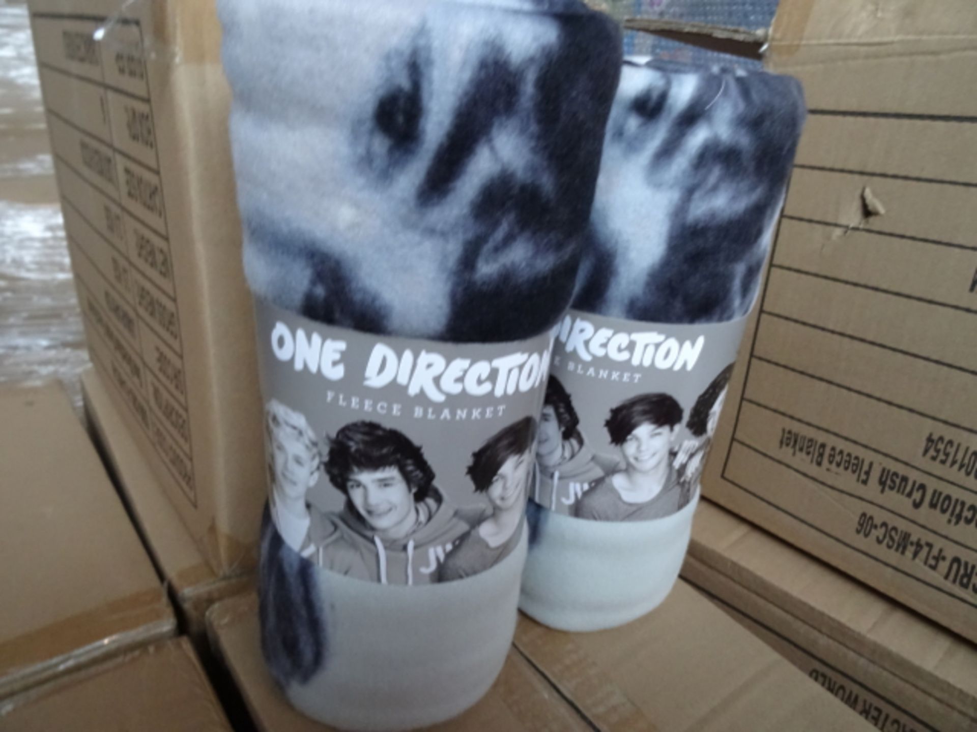 12 x One Direction Fleece Blankets! Just in time for this chilly winter! 120 x 150cm. High retail