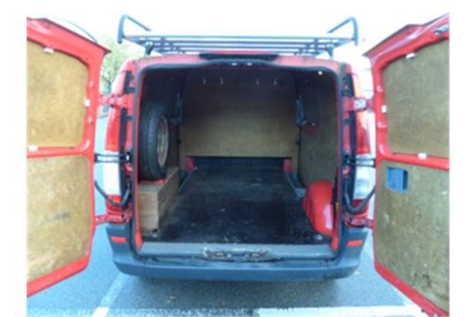 2004 54 Reg. Mercedes Vito Van. First Registered: 26.11.2004.
M.O.T Expires: June 2nd 2015 - Image 7 of 8