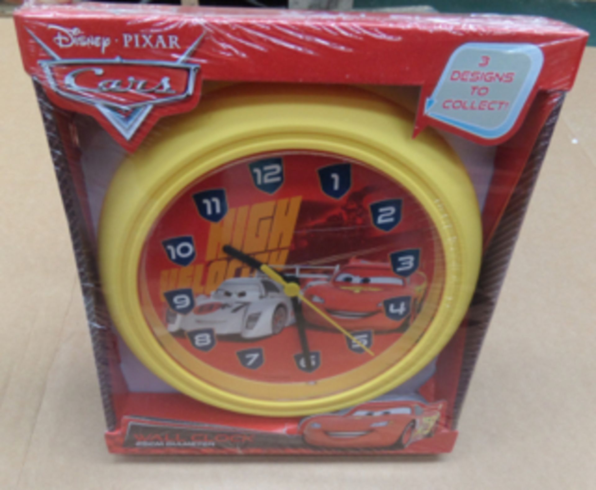 24 x Cars Large 25cm Analogue wall clocks. Brand new and Packaged. RRP £240!