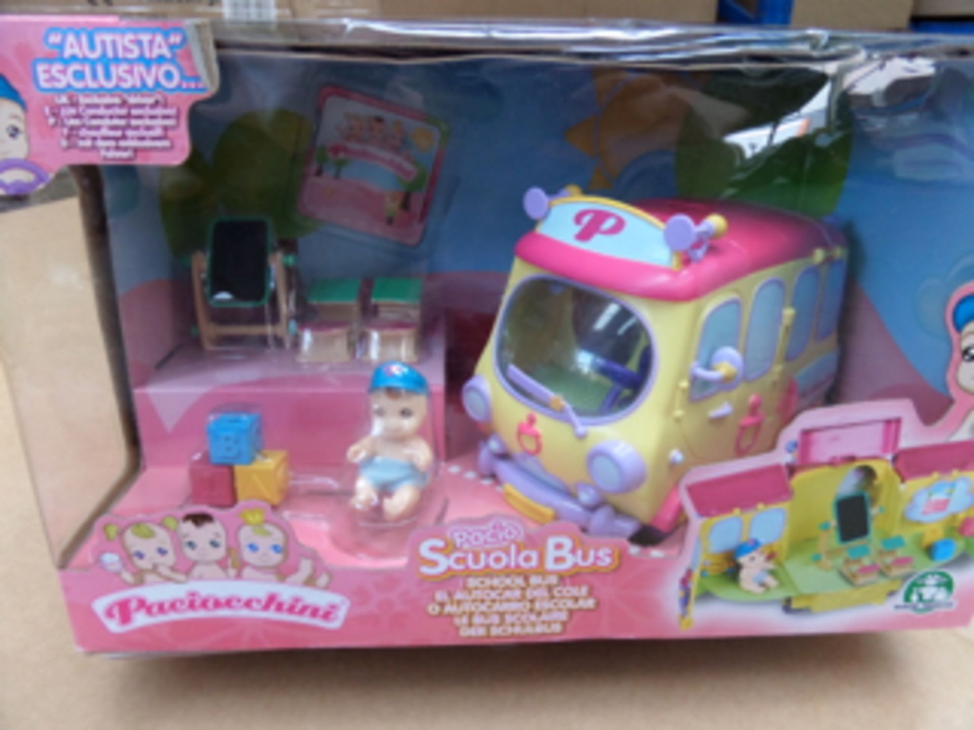 12 x Paciocchini School bus play sets. Brand new and Boxed. RRP £480! High quality manufactured by - Image 3 of 3