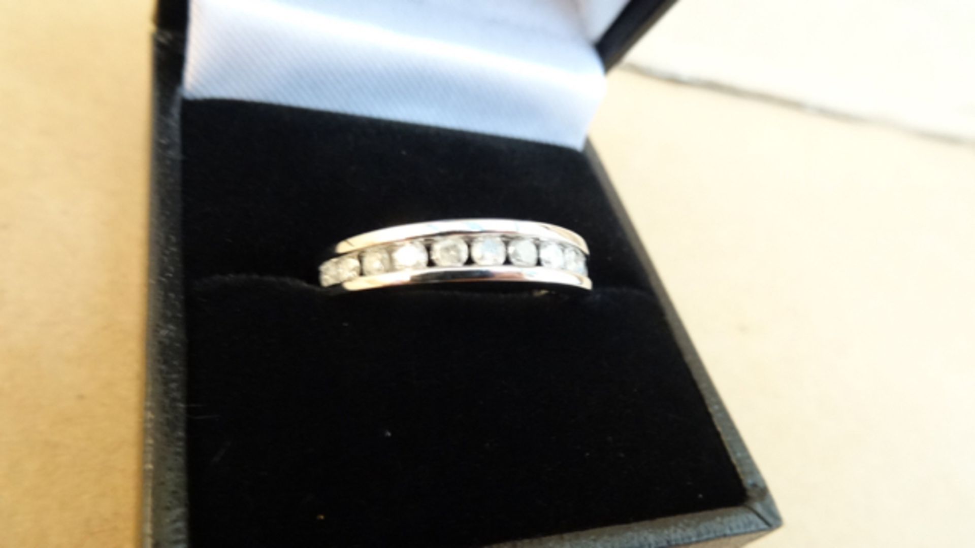 9ct White Gold Diamond eternity ring. 1/2 Carat Diamond. Size Q. Beautiful Ring. Retail value £ - Image 3 of 3