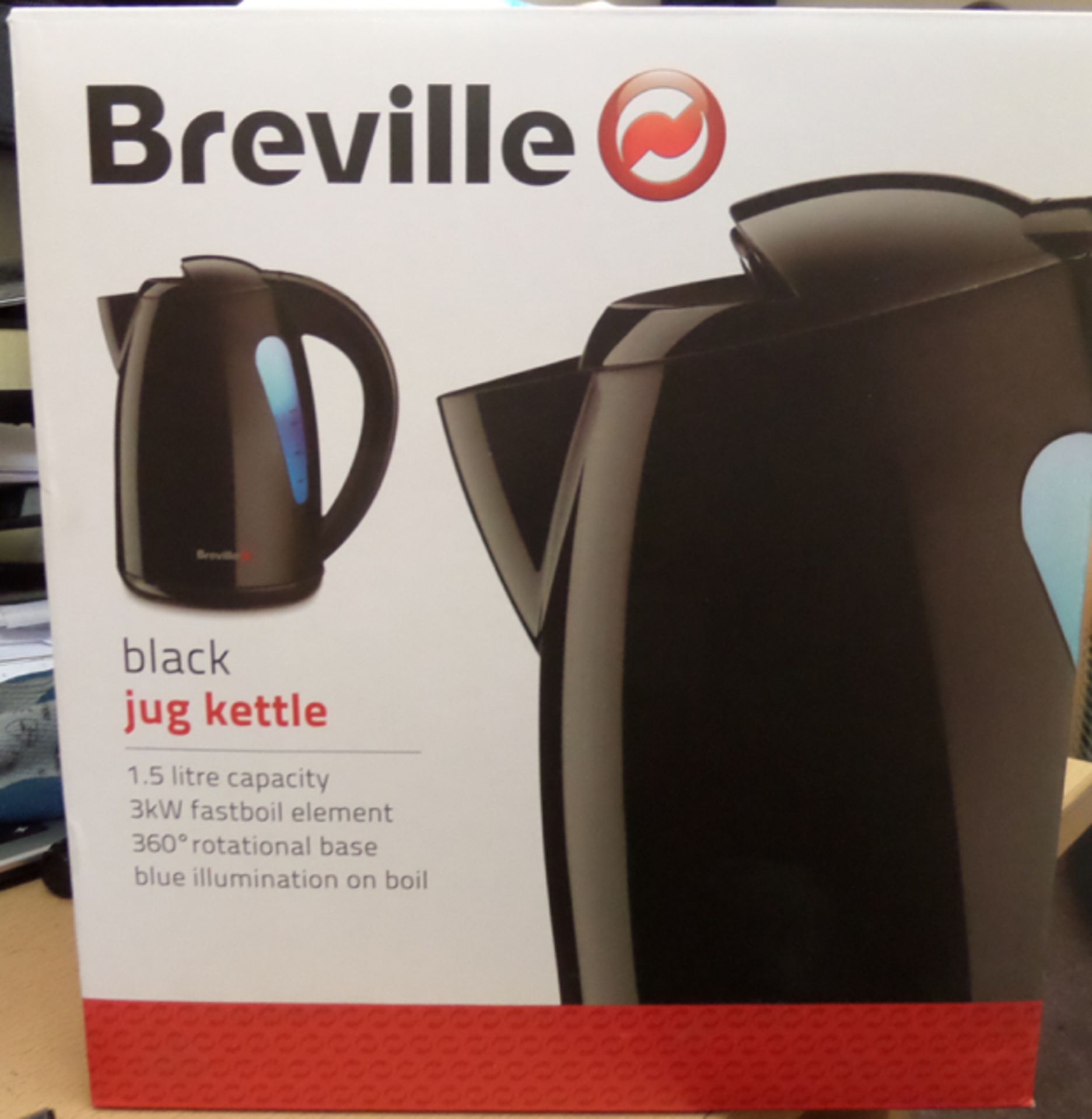 1 x BREVILLE 1.5L 3KW Fastboil jug kettles, BRAND NEW AND BOXED. 360 degree rotational base, blue