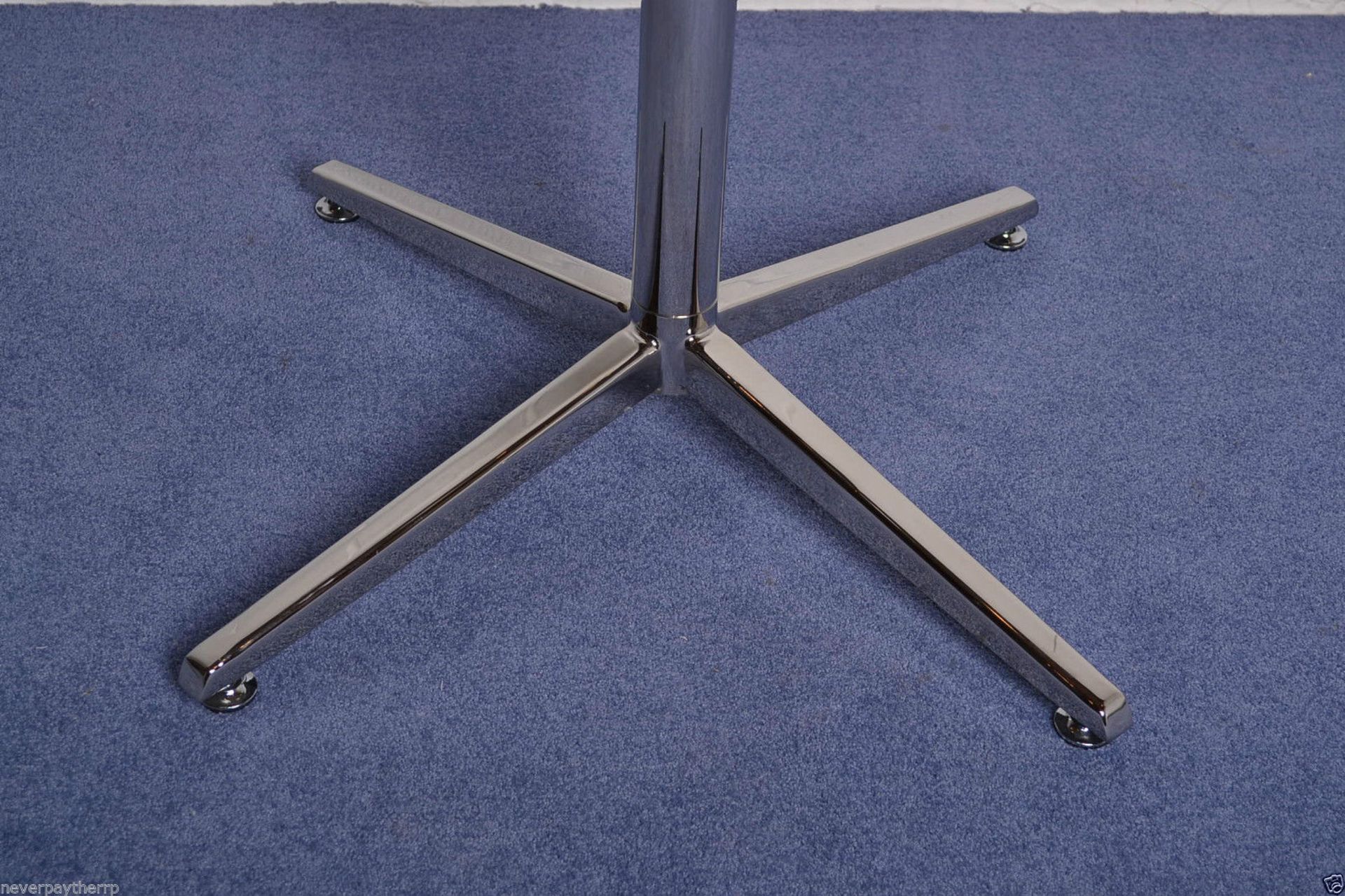 NEW JOHN LEWIS Brigitte Glass Bar Table & 2 Gas Lift Stools - RRP £400  A stylish round 10mm thick - Image 6 of 7