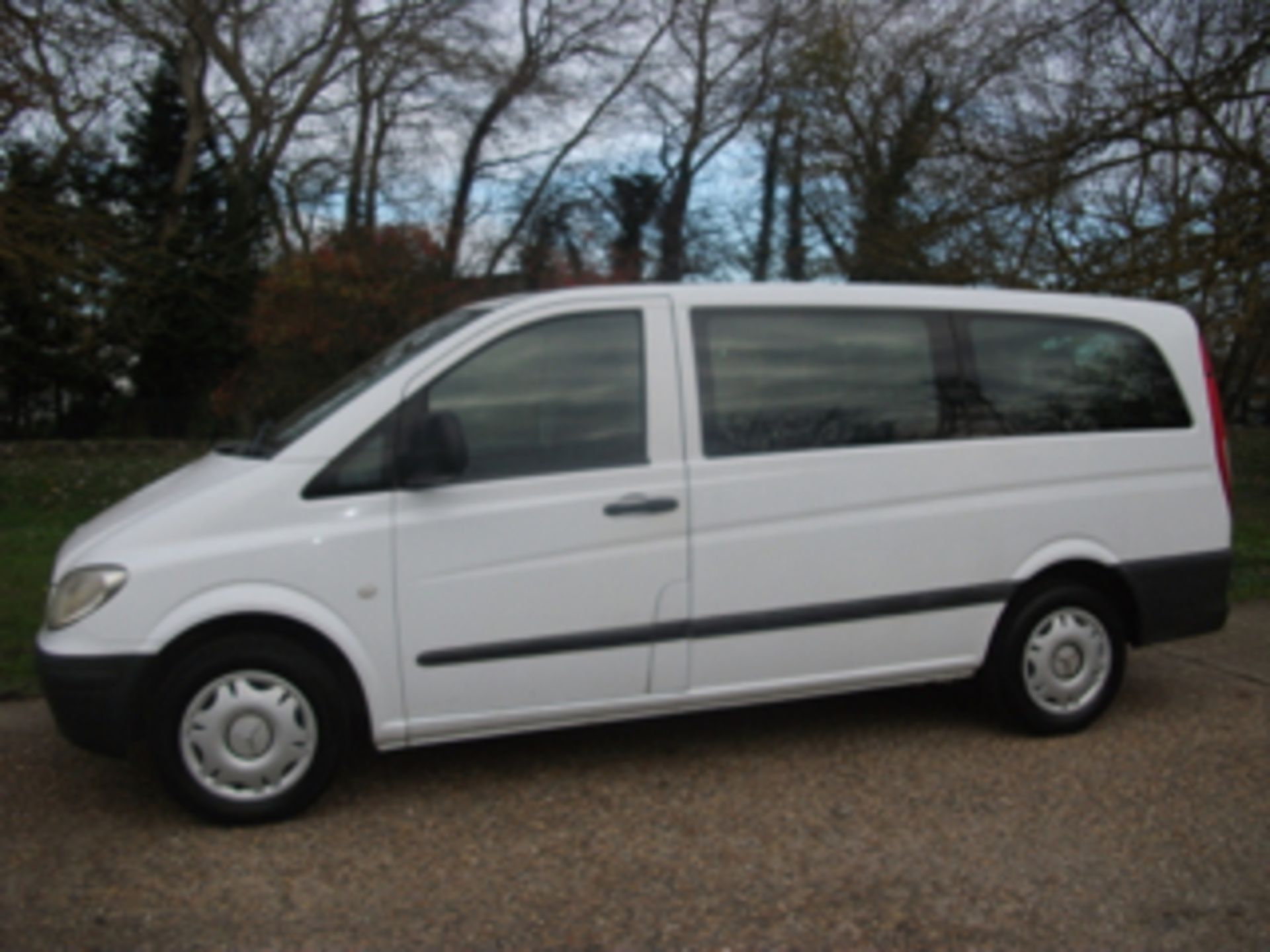 2005 MERCEDES VITO 111 CDI DIESEL 9 SEATER COMBI, LONG WHEEL BASE - Image 9 of 16