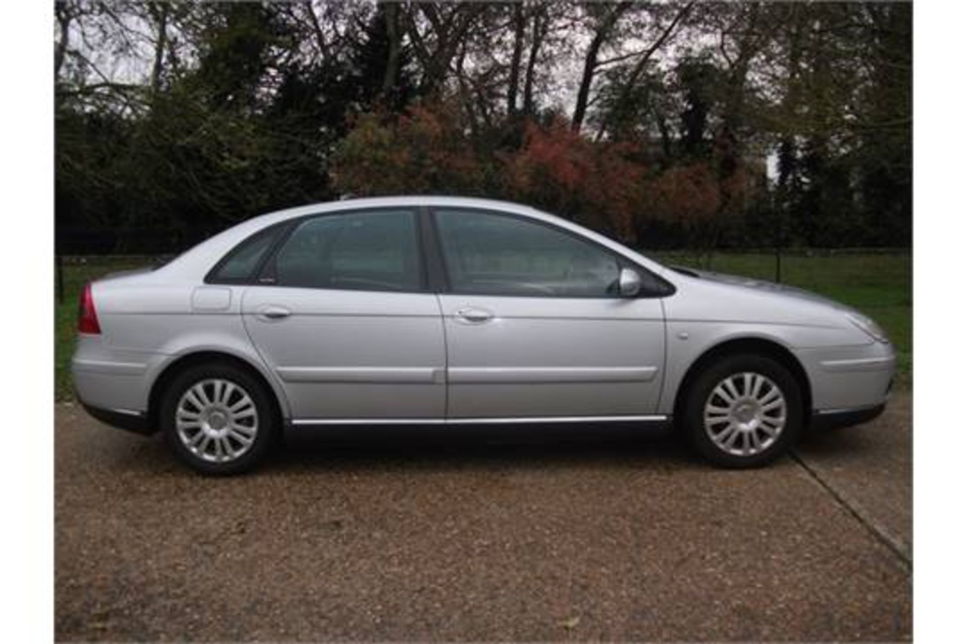 2005/55 REG CITROEN C5 VTR 1.6 HDI DIESEL 5 DOOR HATCH - Image 2 of 15