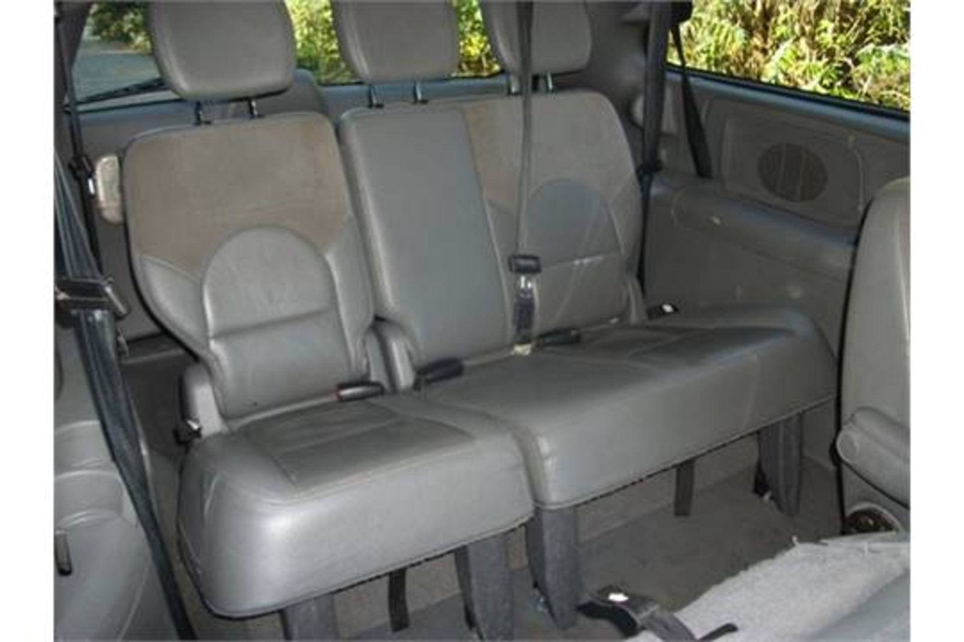 CHRYSLER GRAND VOYAGER 2.8 CRD DIESEL LIMITED 7 SEATS, STOW&GO SEATS - Image 7 of 16