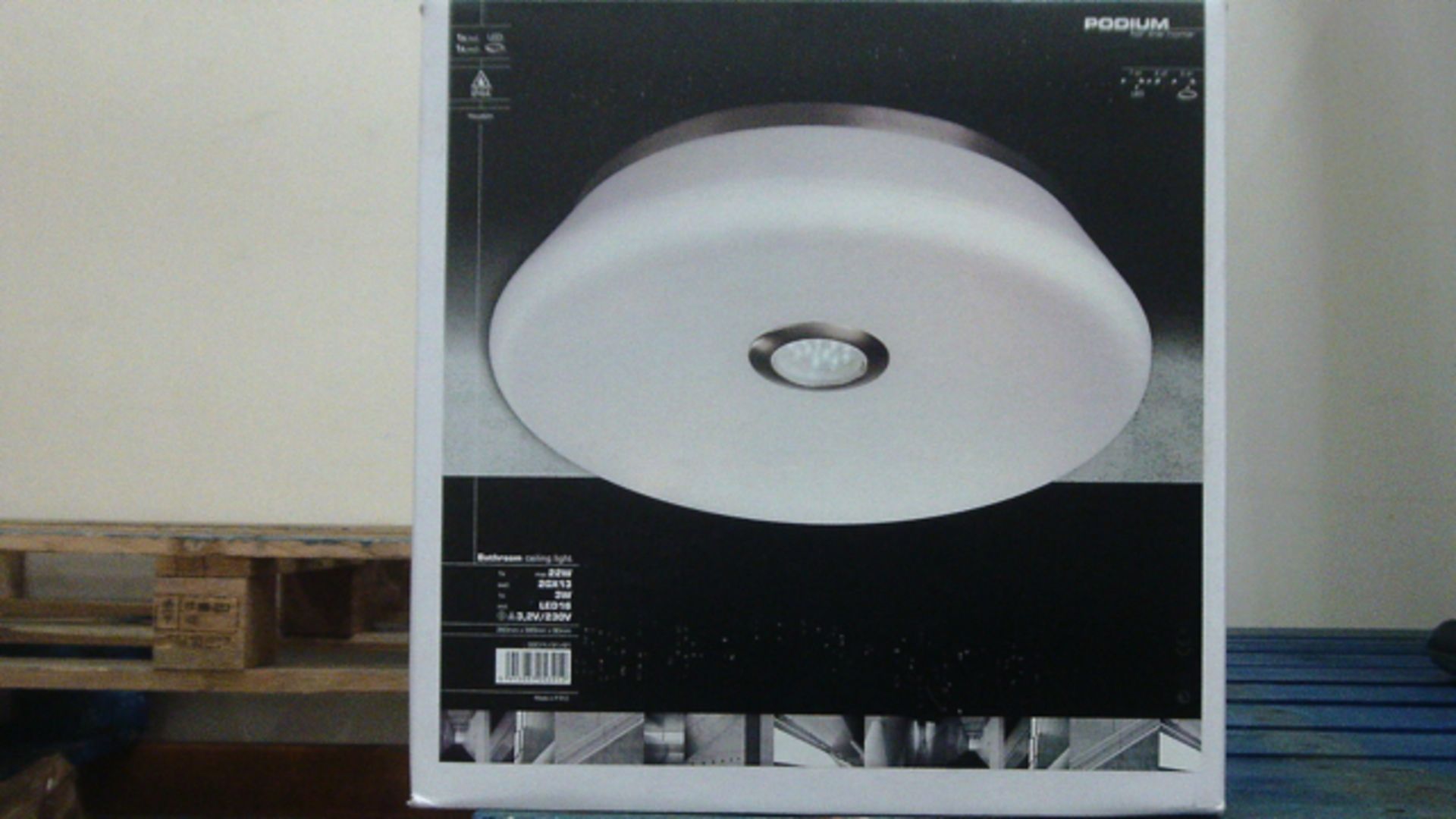 1pc x Brand new Philips Podium Houston Bathroom ceiling light - IP 44 rated includes bulb - rrp £139