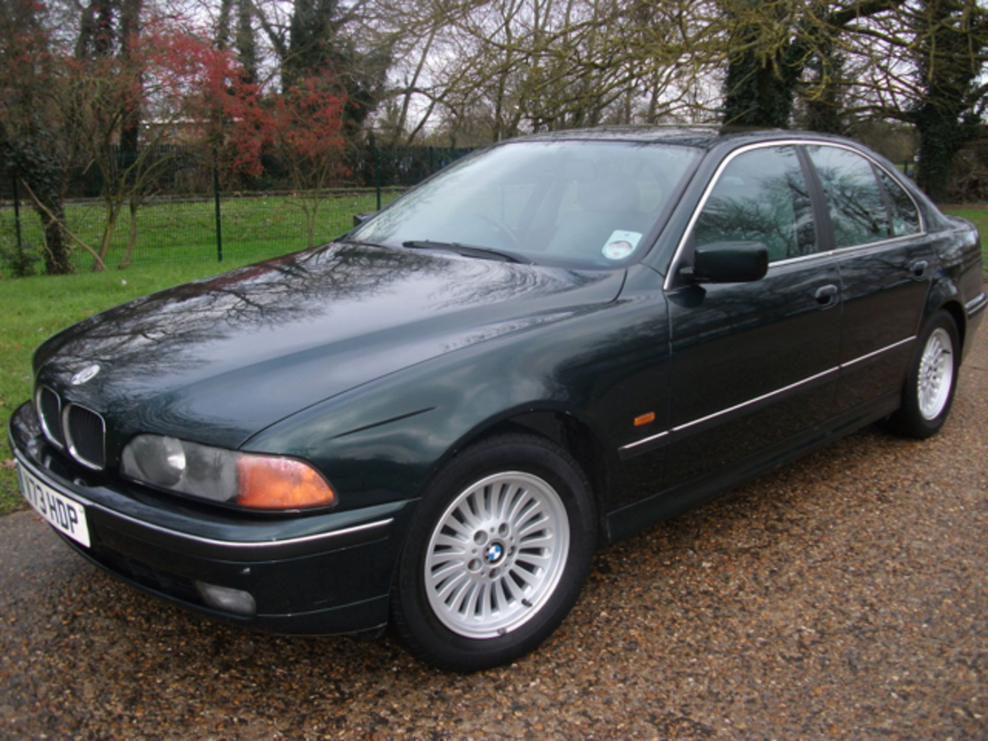 BMW 523i - Image 6 of 14