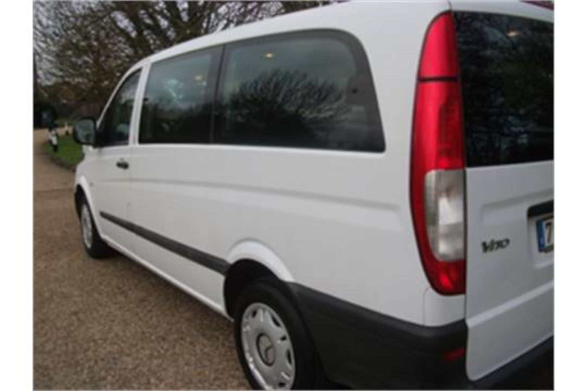 MERCEDES VITO 111 CDI DIESEL 9 SEATER COMBI, LONG WHEEL BASE - Image 7 of 14