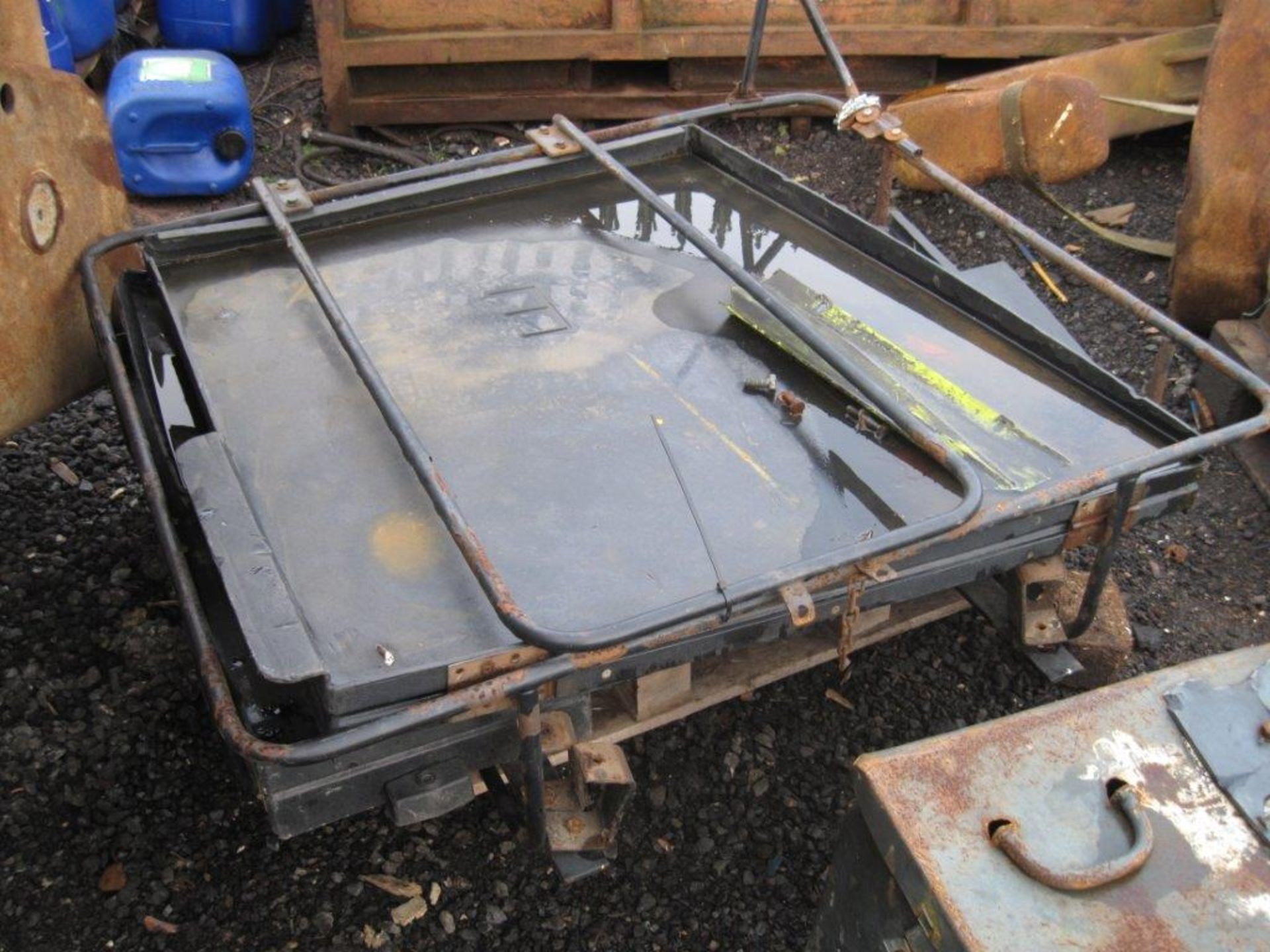 Volvo ec140 cab guards