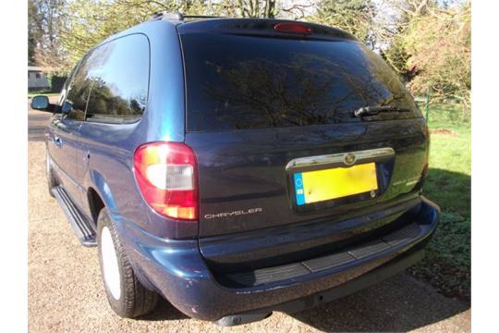 CHRYSLER GRAND VOYAGER 2.8 CRD DIESEL LIMITED 7 SEATS, STOW&GO SEATS - Image 3 of 16