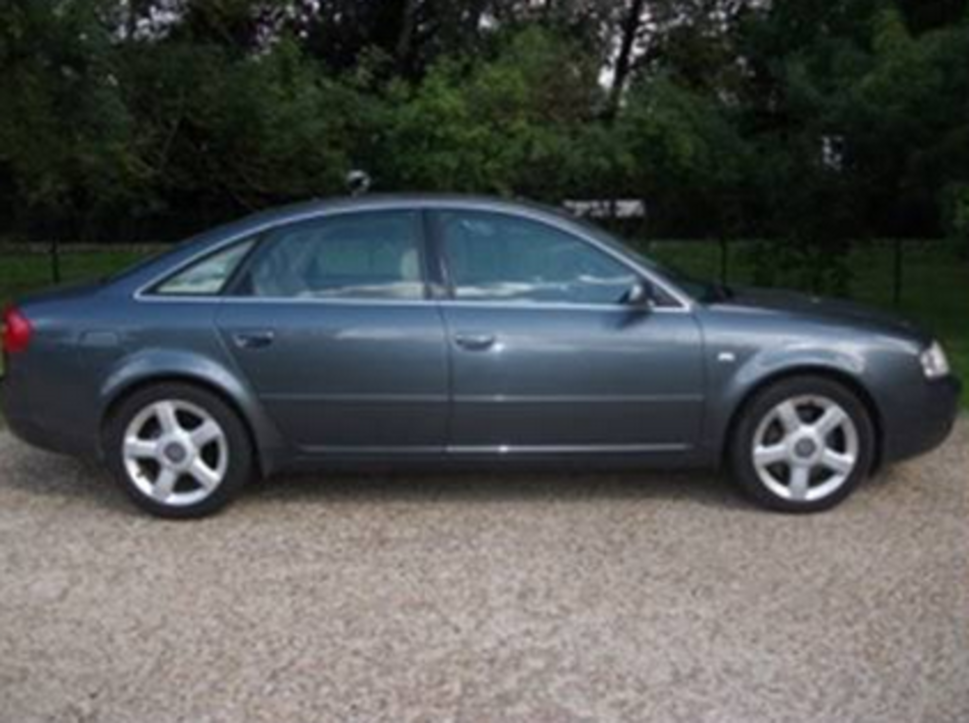 2003/53 AUDI A6 2.5 TDI SE  AUTO/TIP TRONIC - Image 3 of 5