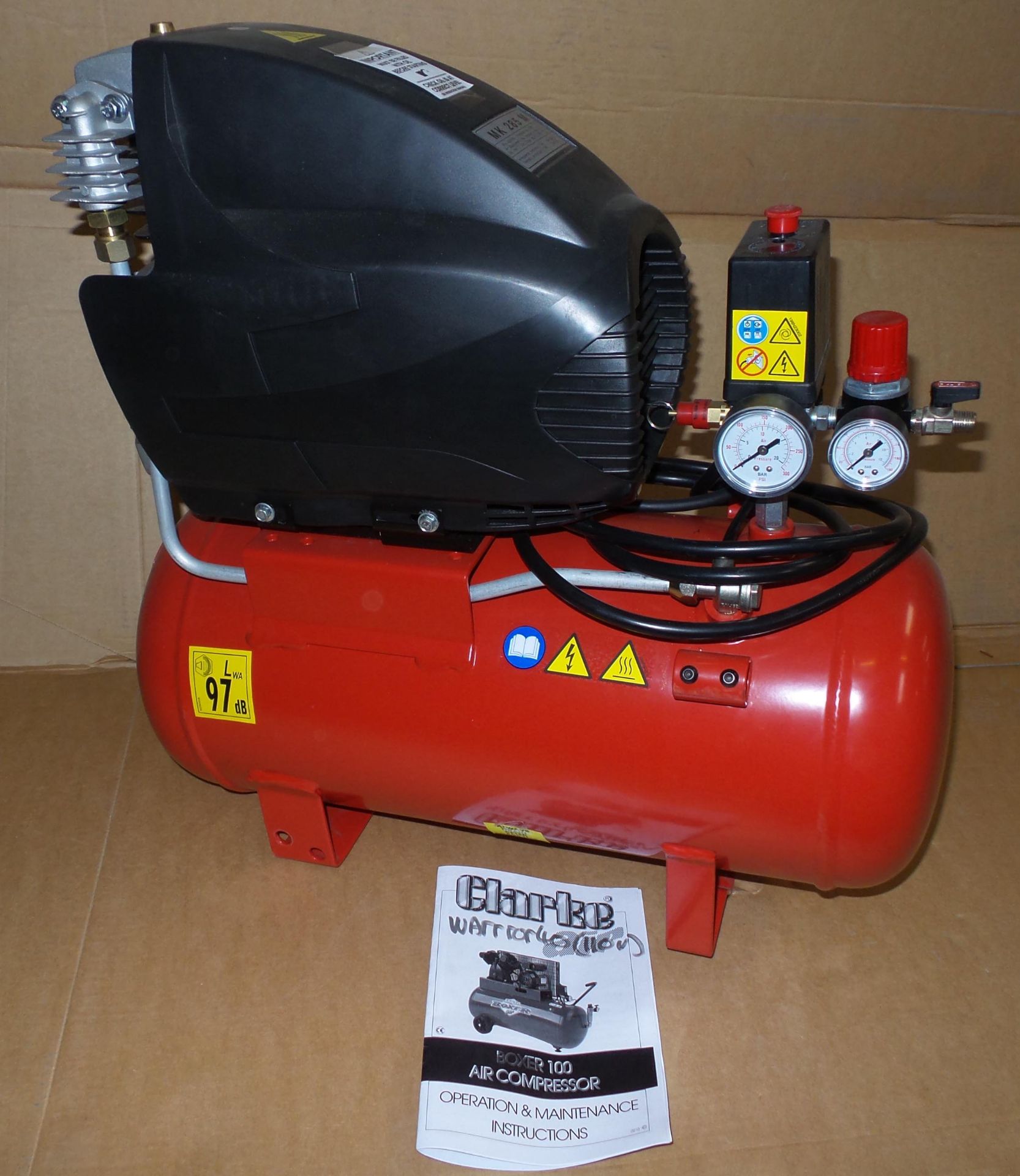 warrior 30 compressor 9 ( NO Wheels ) Great value compressor with large 9cfm air displacement and