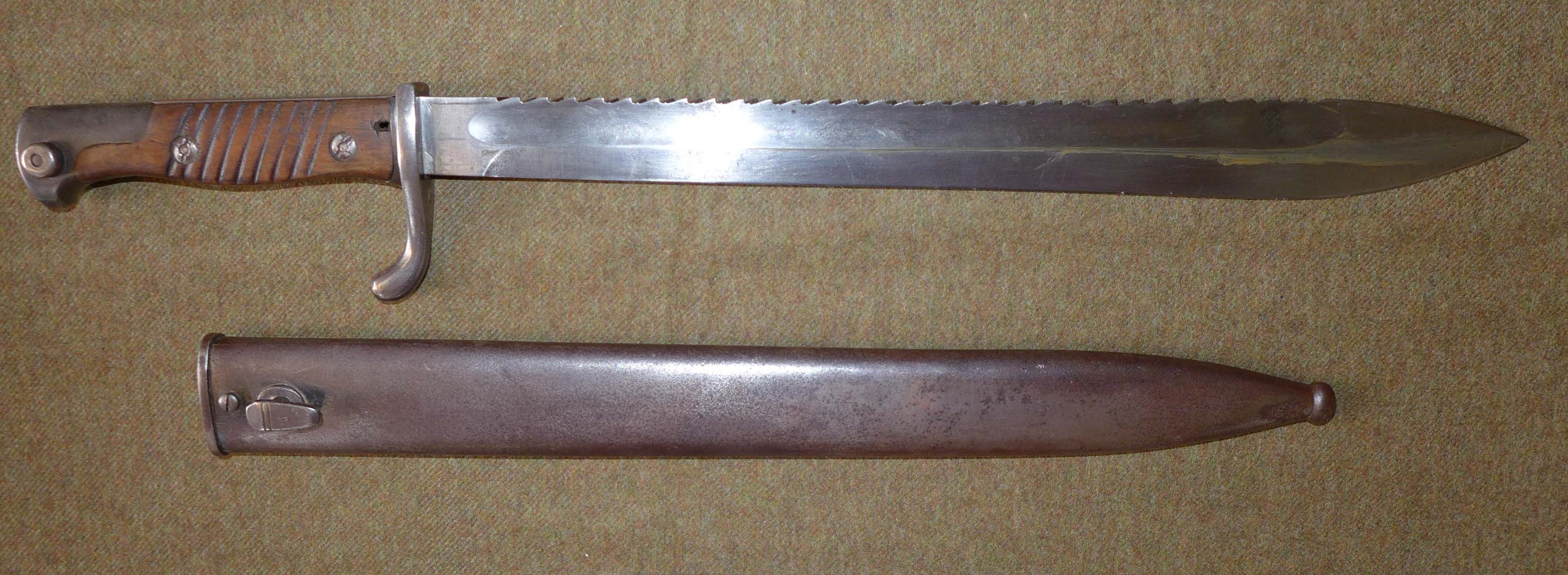 An Imperial German S84/98 saw back bayonet, blade stamped Simson & Co Suhl, W15, length of blade