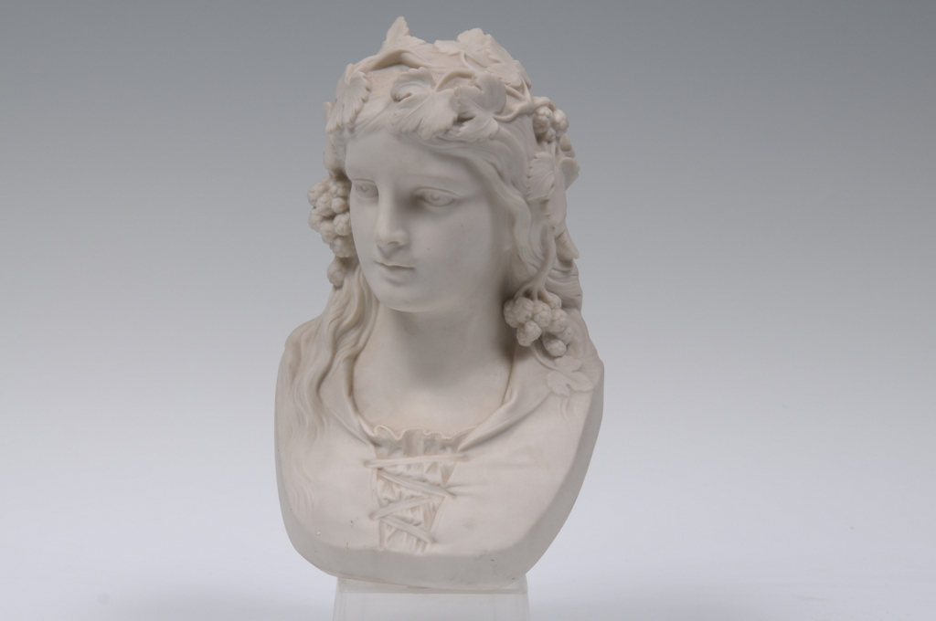 A COPELAND PARAGON WARE BUST "HOP QUEEN", impressed ceramic and Crystal Palace Art Union,