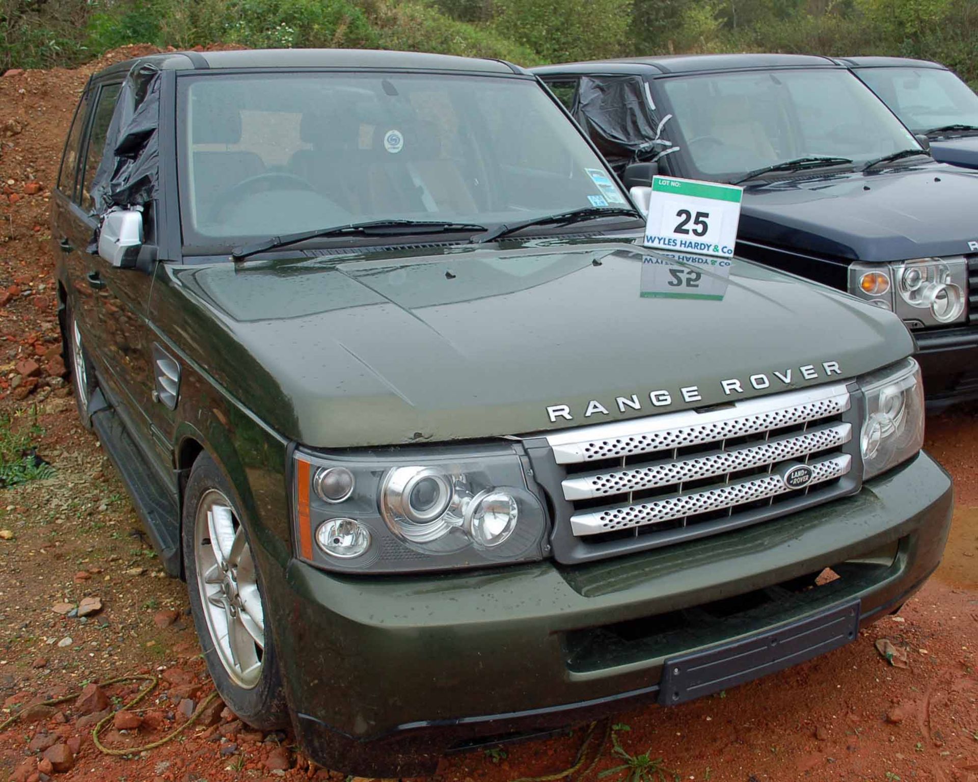 A RANGE ROVER 4.6 Limited Edition 4x4 Auto,  Chassis No. SALLPAMJ3WA382689, HPi Register Shows