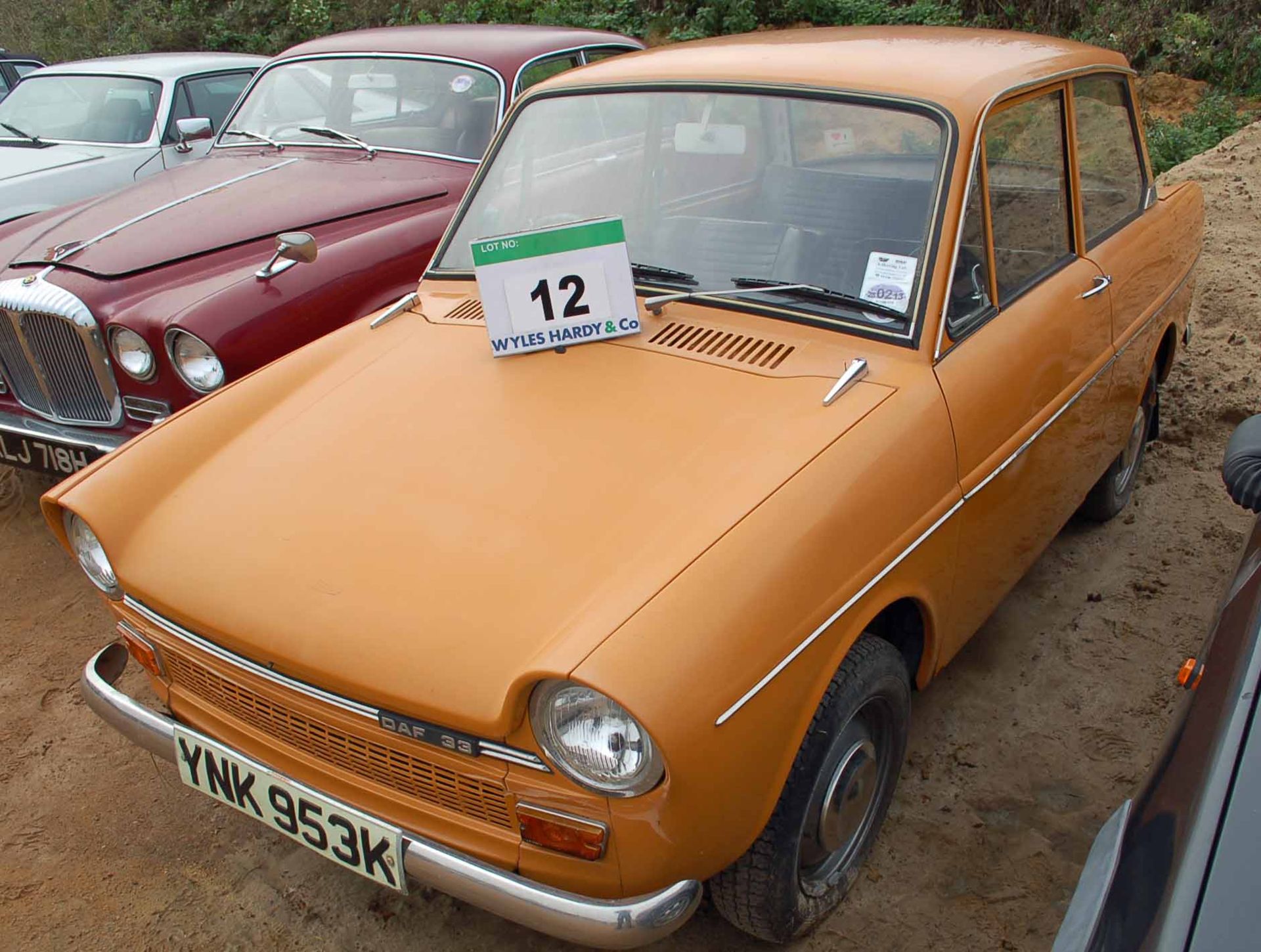 A DAF 33 750cc Deluxe Hatchback, Registration No. YNK 953K, First Registered: 19/11/1971, Recorded