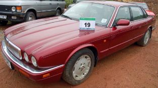 A JAGUAR XJ 3.2 Executive 4-Door Manual, Registration No. P156 SHS, First Registered: 03/10/1996,