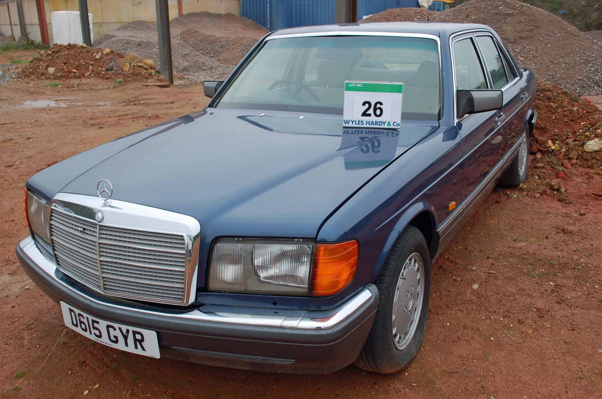 A MERCEDES 300 SE 4-Door Auto, Registration No. D615 GYR, First Registered: 13/03/1987, Recorded