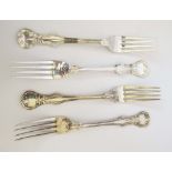 4x HEAVY STERLING SILVER FORKS 392g LONDON 1841 Good clear London hallmark for 1841. Maker, Robert