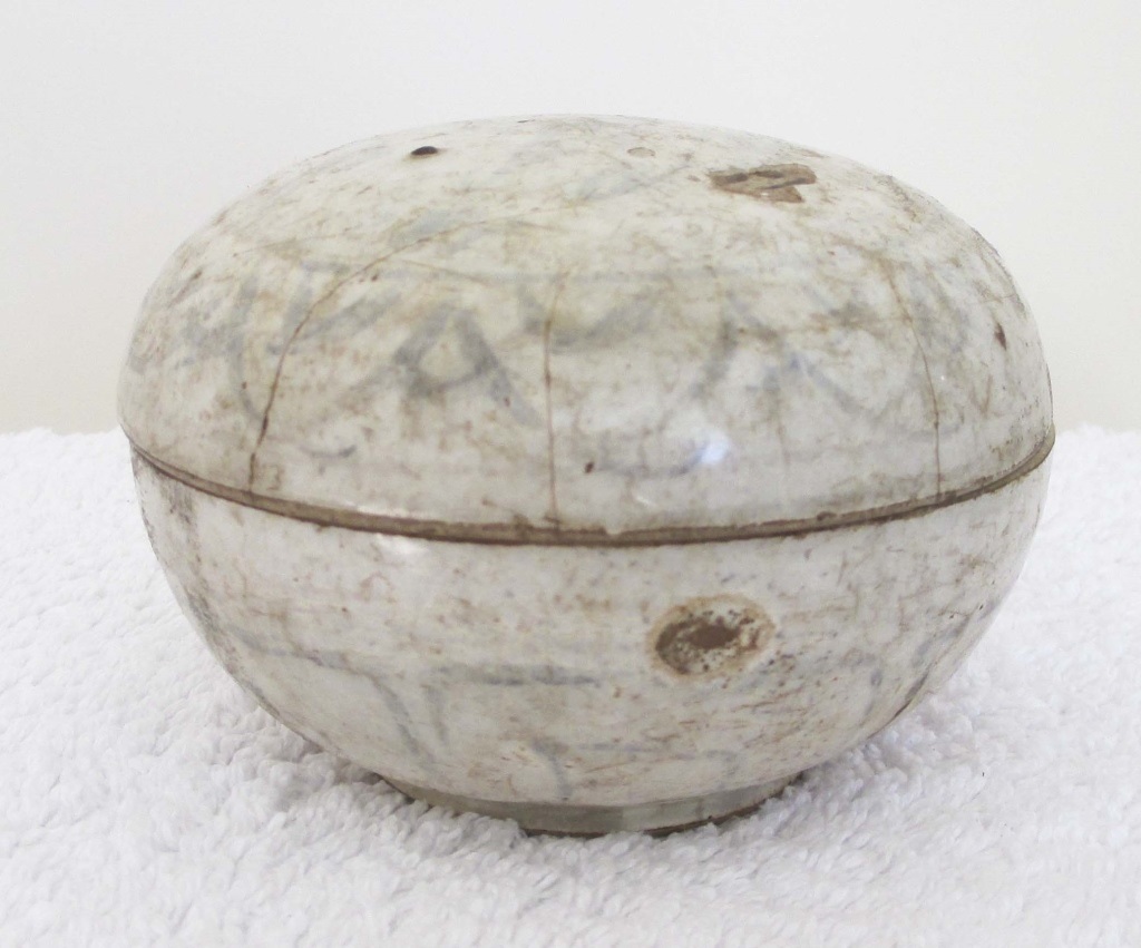 HOI AN SHIPWRECK CERAMIC LIDDED POT 15th Century Vietnamese Small lidded bowl, With much of its