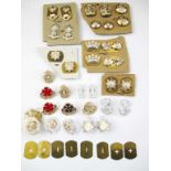 POST 1953 BRITISH ARMY COLLAR BADGES 15 facing pairs of staybrite collar badges (30 badges)