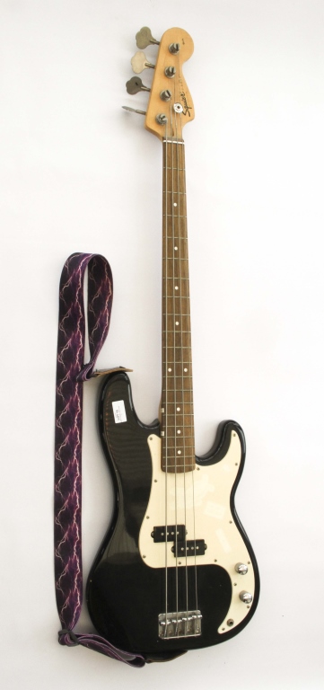 SQUIRE BY FENDER P - BASS GUITAR Good condition, well used. Untested.