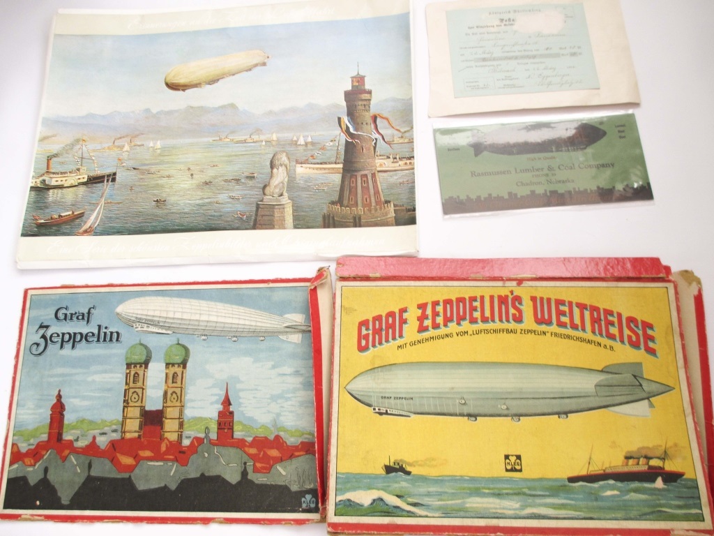 LOT OF ZEPPELIN COLLECTIBLES Including Graf Zeppelin Weltreise game, playing cards, stereoscopic - Image 6 of 7