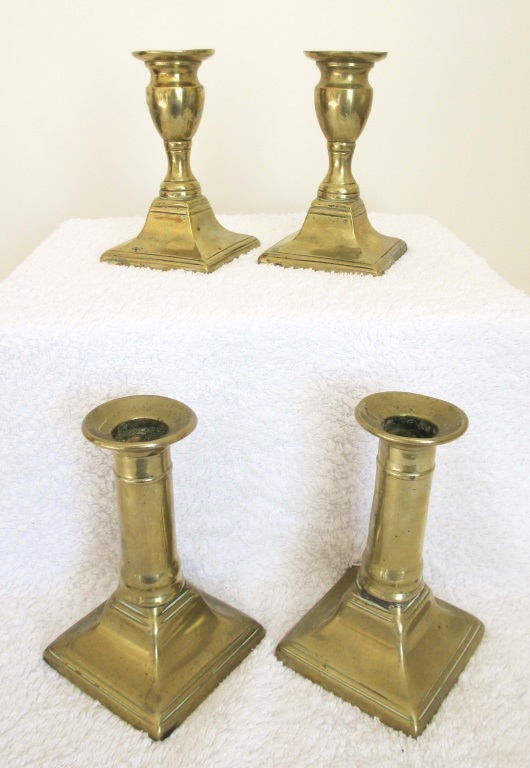 EARLY 19th CENTURY GEORGIAN BRASS CANDLESTICKS Two pairs. Each approx 4.5 inches tall.