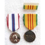AMERICAN VIETNAM MEDAL & A SILVER JUBILEE 1977 MEDAL  2 Medals