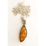 926 STERLING SILVER AMBER PENDANT & CHAIN Sterling silver drop pendant with polished amber, complete