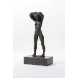 Ruudt Wackers
(Echt 1941)
Nue fragile
Bronze on a natural stone base, H. 88.5 cm
N.B.:
Including a