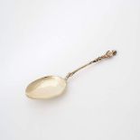 A gilt silver memorial spoon Gouda, 17th century, unclear maker's mark On the reverse side of the