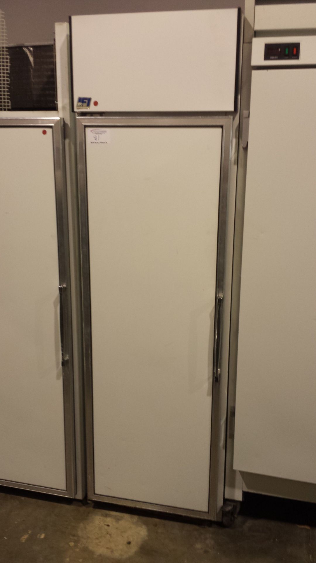 IFI single door freezer                                   - Model FSH24-T