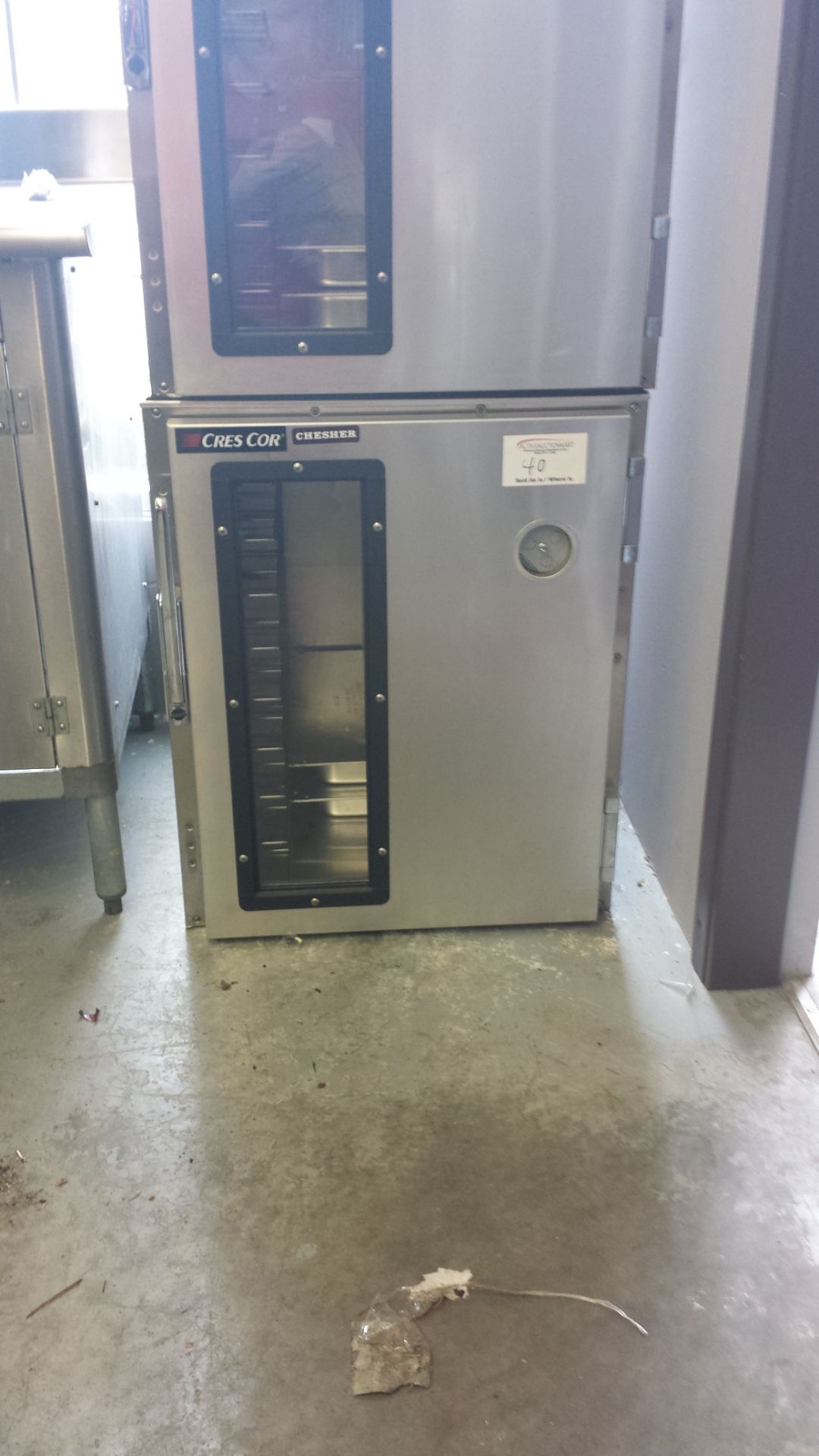 Unused Crescor - portable cold cabinet - comes with 2 cold packs