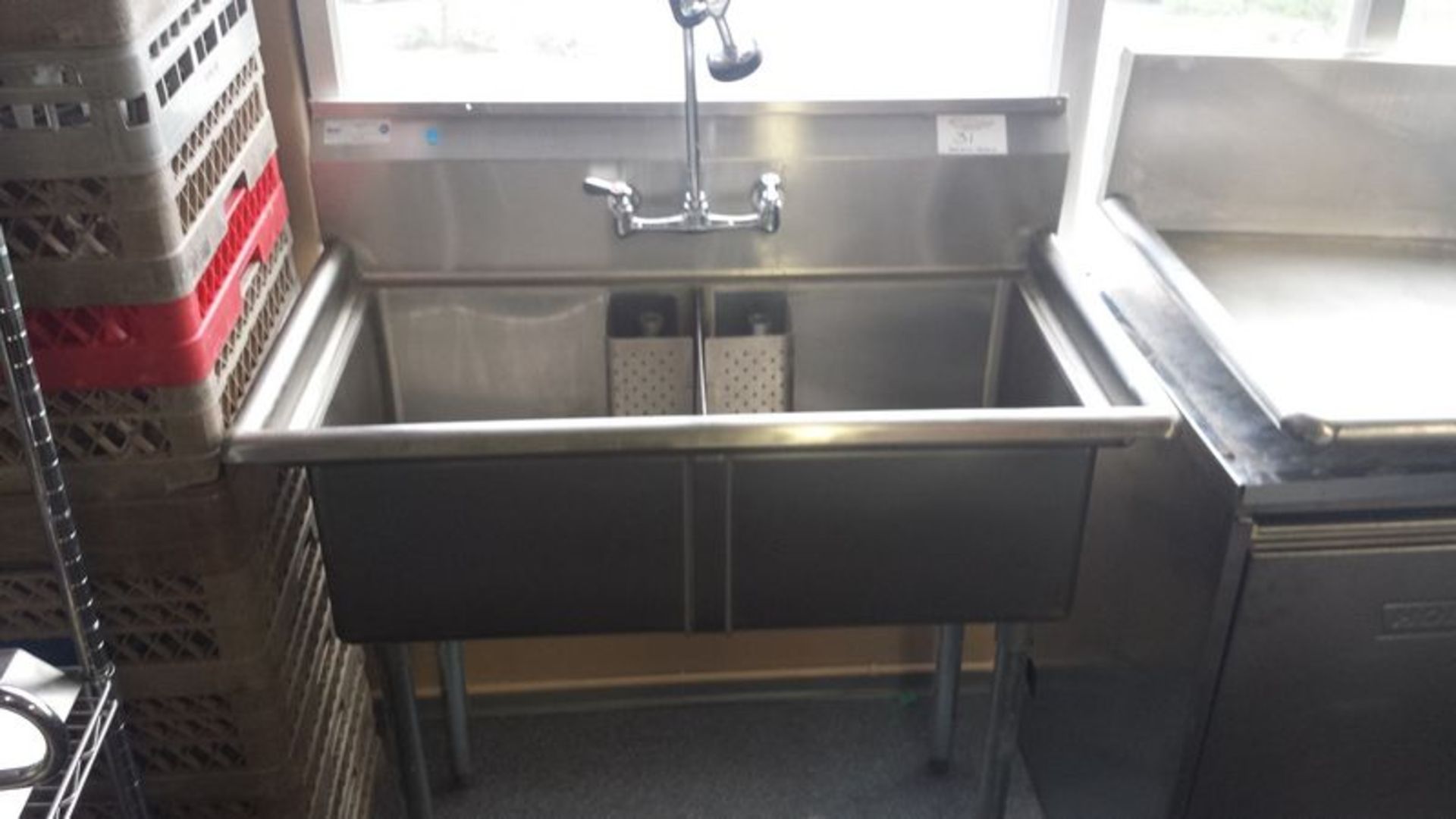 2 Well stainless steel sink complete with wash wand