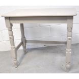 An Edwardian small painted pine table on turned legs, 72 x 83cm.